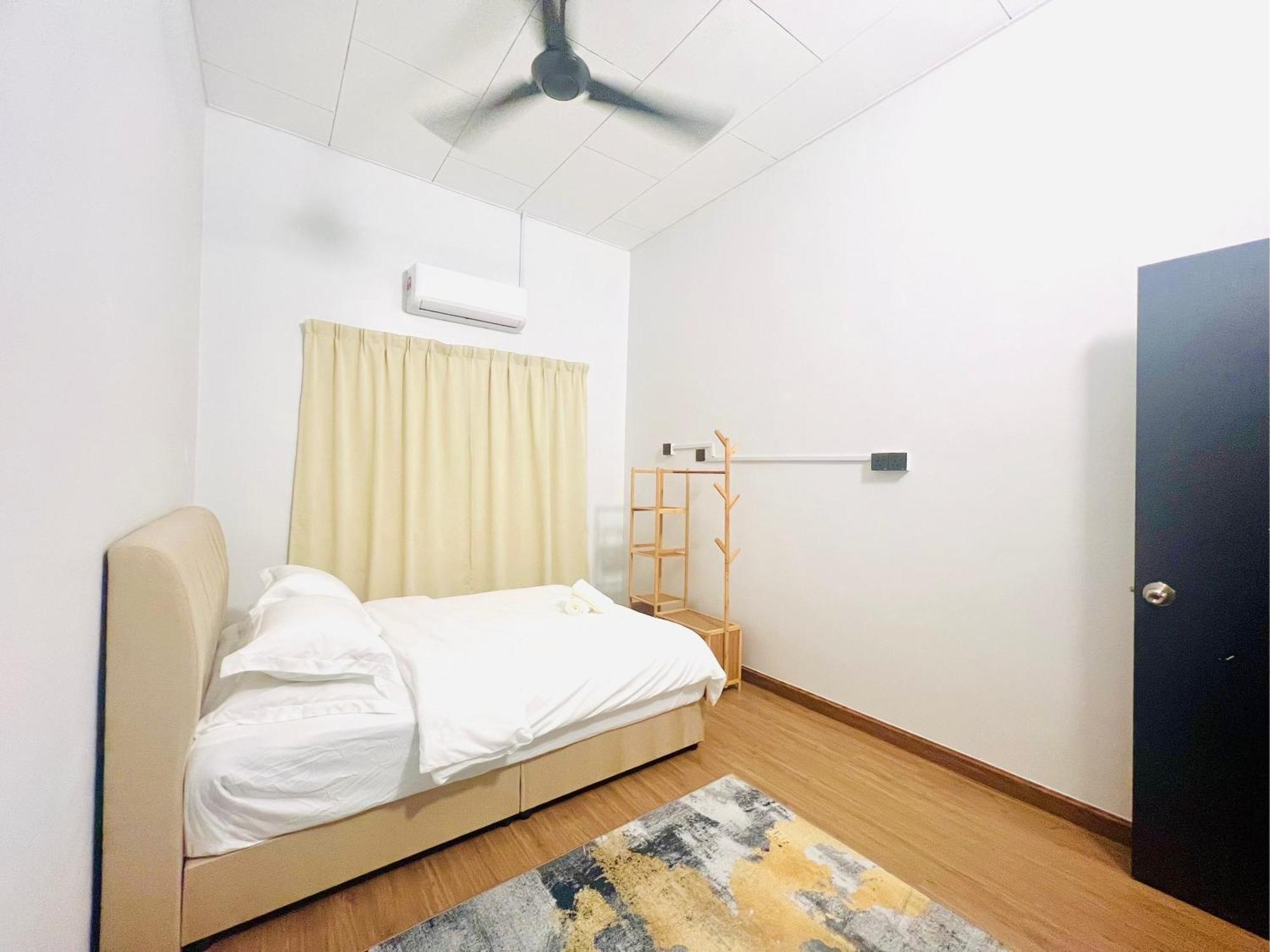 Quayside Cove Homestay - Corner House, Shah Alam Rimbayu Netflix Syok Tv Bbq ภายนอก รูปภาพ